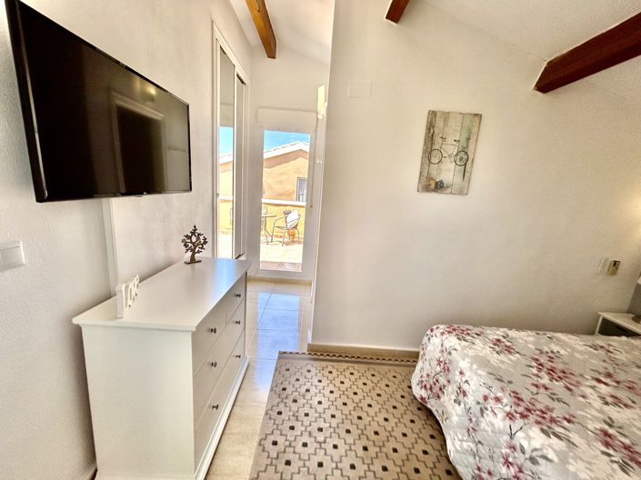 Image No.20-3 Bed Villa for sale