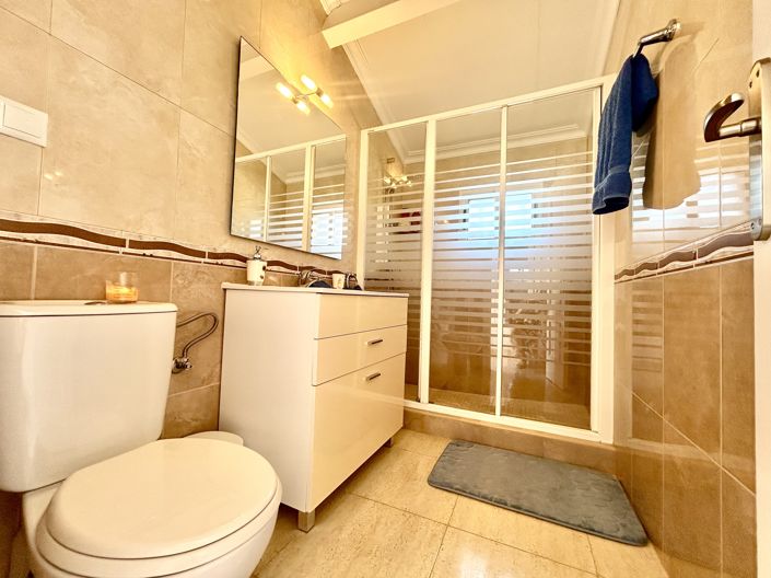 Image No.22-3 Bed Villa for sale