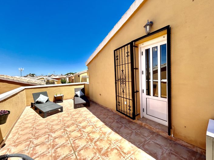 Image No.24-3 Bed Villa for sale