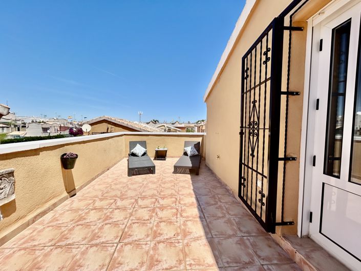 Image No.26-3 Bed Villa for sale