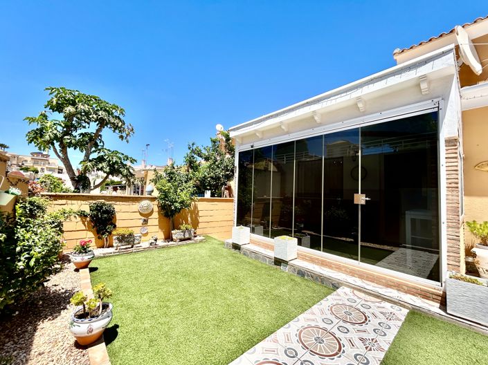 Image No.31-3 Bed Villa for sale