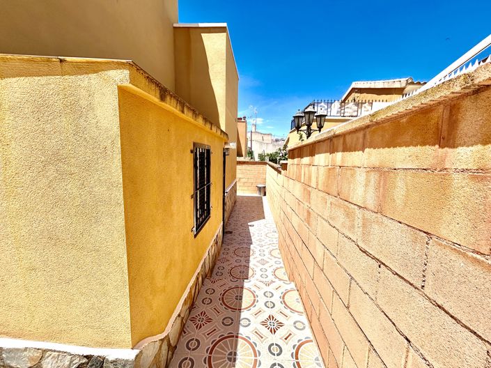 Image No.38-3 Bed Villa for sale