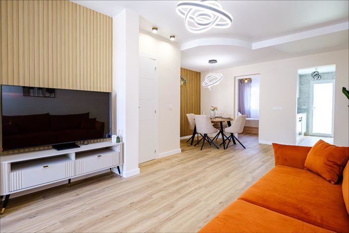 Image No.21-3 Bed Property for sale