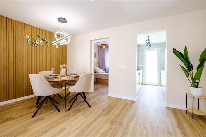 Image No.24-3 Bed Property for sale