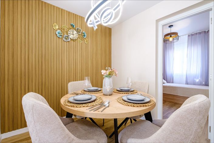 Image No.25-3 Bed Property for sale