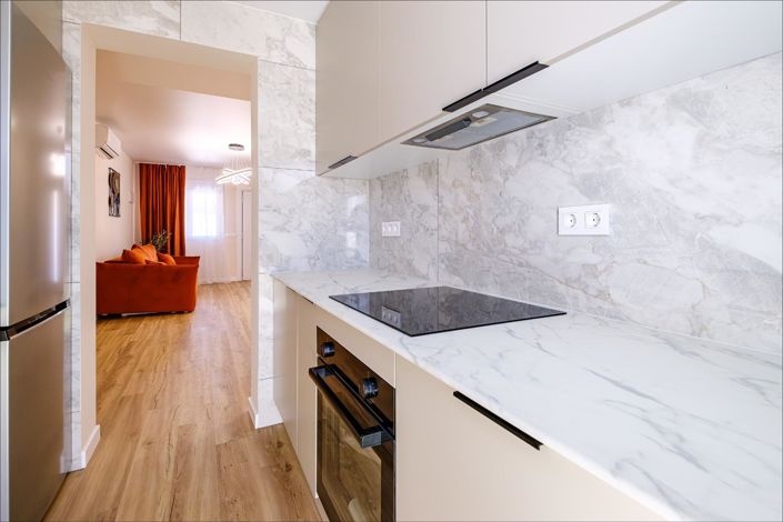 Image No.36-3 Bed Property for sale