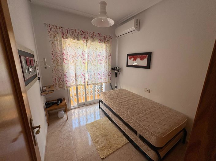 Image No.20-2 Bed Bungalow for sale