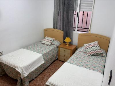 Image No.21-2 Bed Bungalow for sale