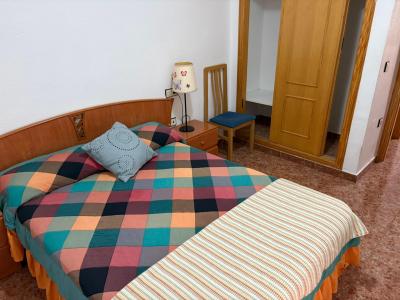 Image No.27-2 Bed Bungalow for sale