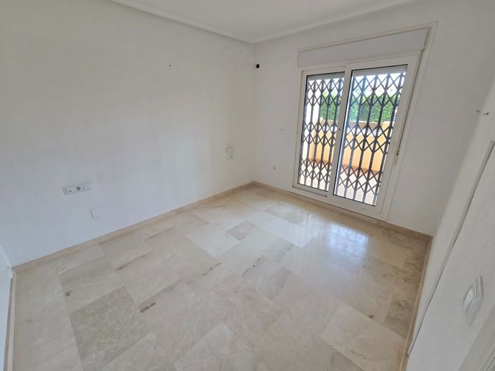 Image No.13-2 Bed Apartment for sale