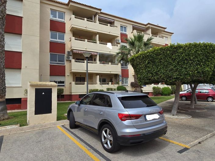 Image No.22-2 Bed Apartment for sale