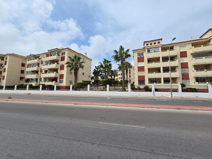 Image No.26-2 Bed Apartment for sale