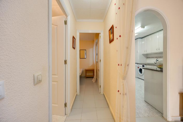 Image No.21-2 Bed Bungalow for sale