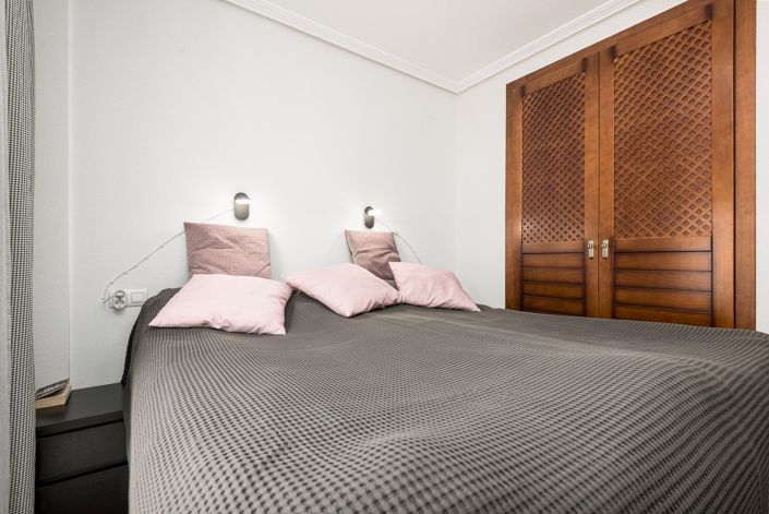 Image No.19-2 Bed Apartment for sale