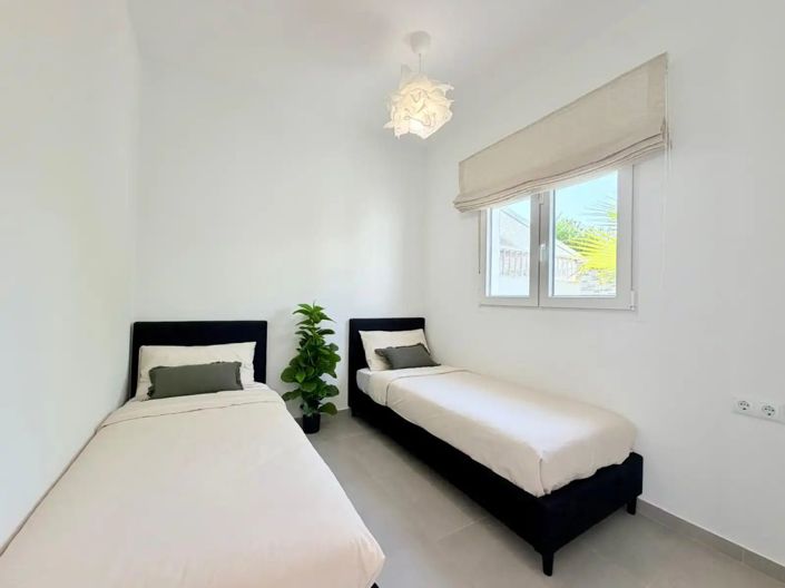 Image No.23-2 Bed Bungalow for sale
