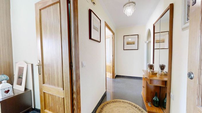 Image No.11-3 Bed Apartment for sale