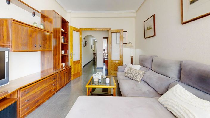 Image No.20-3 Bed Apartment for sale