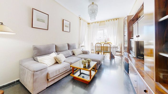 Image No.21-3 Bed Apartment for sale