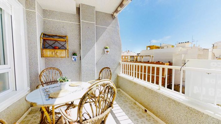 Image No.22-3 Bed Apartment for sale