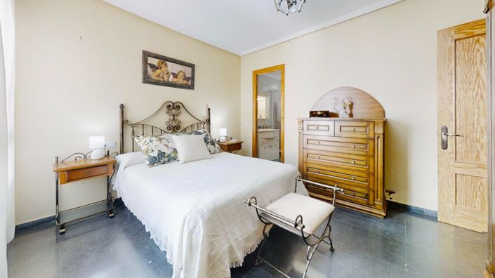 Image No.34-3 Bed Apartment for sale