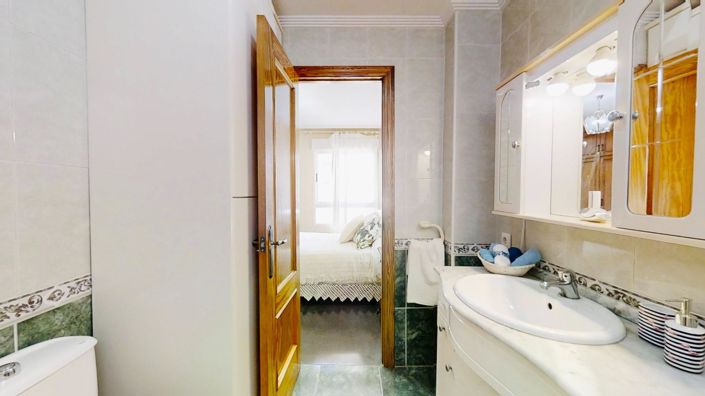 Image No.36-3 Bed Apartment for sale