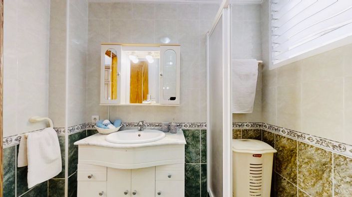 Image No.38-3 Bed Apartment for sale