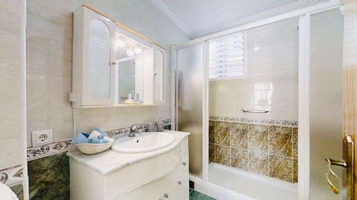 Image No.6-3 Bed Apartment for sale