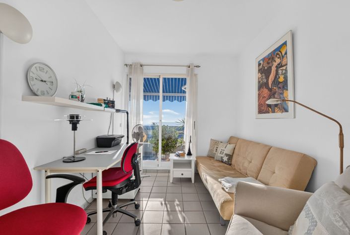 Image No.20-2 Bed Penthouse for sale