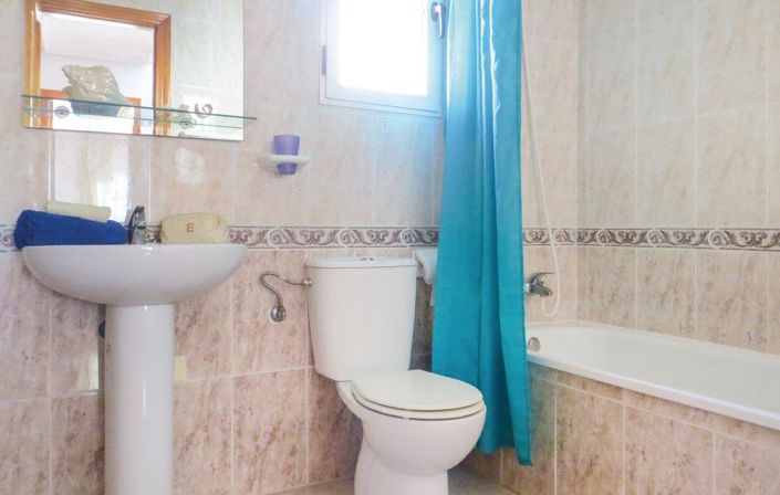Image No.16-3 Bed Townhouse for sale