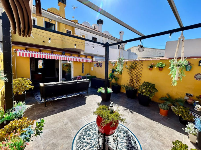 Image No.24-3 Bed Townhouse for sale