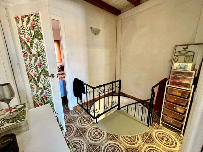 Image No.29-3 Bed Townhouse for sale