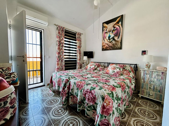 Image No.33-3 Bed Townhouse for sale