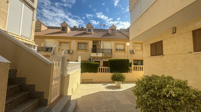 Image No.22-2 Bed Apartment for sale