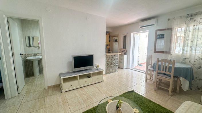 Image No.5-2 Bed Apartment for sale