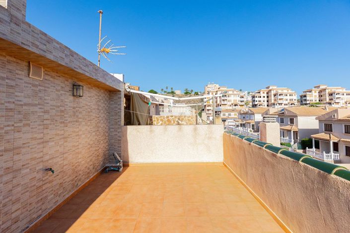 Image No.36-2 Bed Townhouse for sale