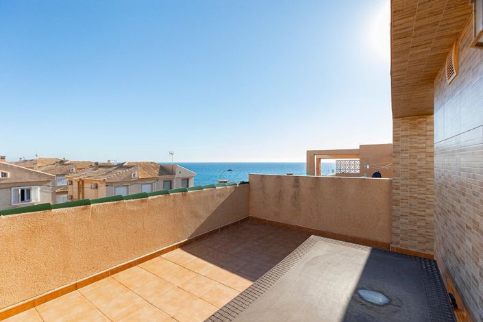 Image No.38-2 Bed Townhouse for sale