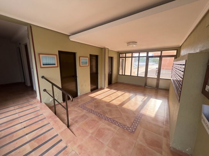 Image No.21-Apartment for sale