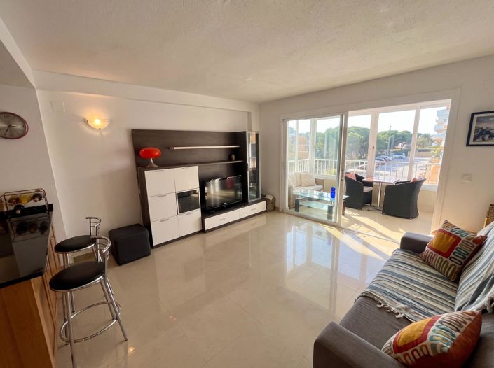 Image No.8-Apartment for sale