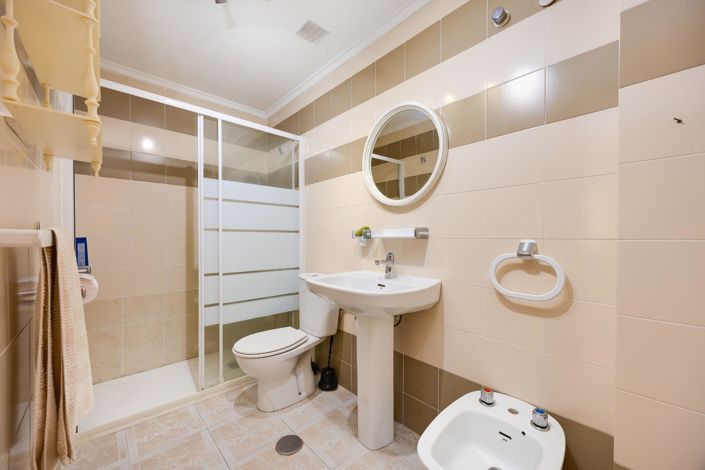 Image No.14-1 Bed Apartment for sale