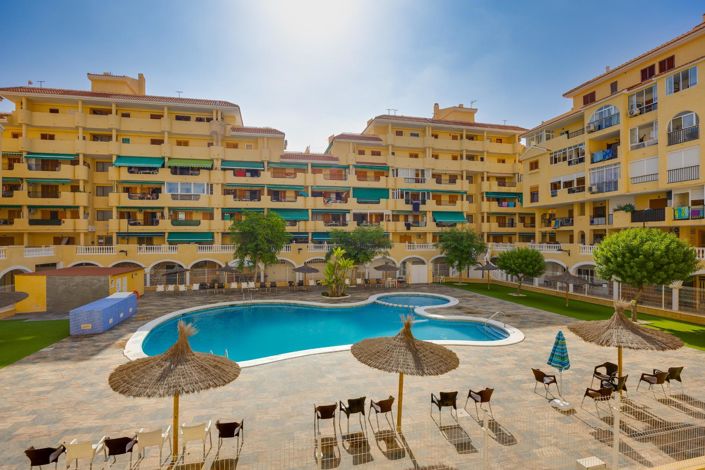 Image No.24-1 Bed Apartment for sale