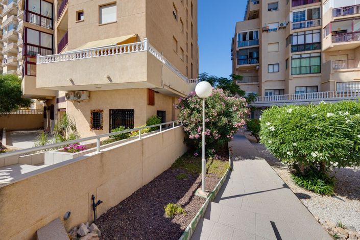 Image No.24-2 Bed Apartment for sale