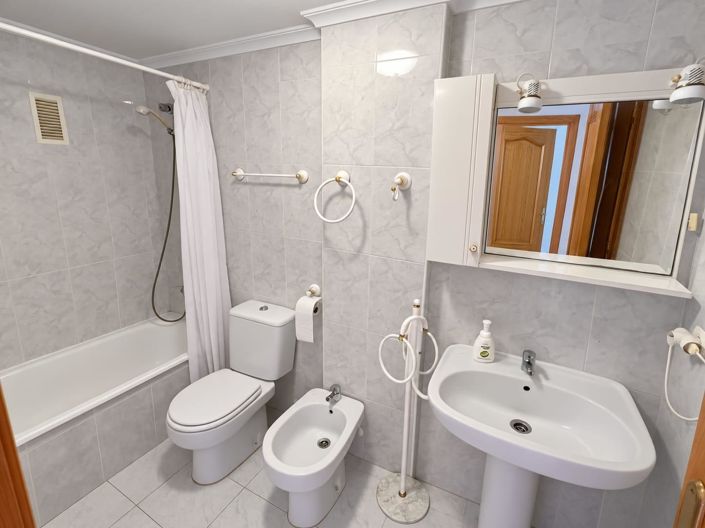 Image No.10-2 Bed Apartment for sale