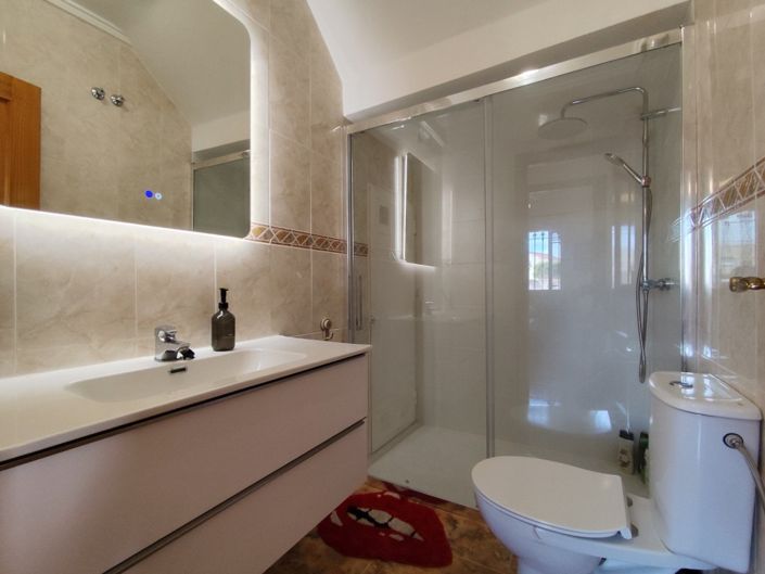 Image No.16-3 Bed Villa for sale