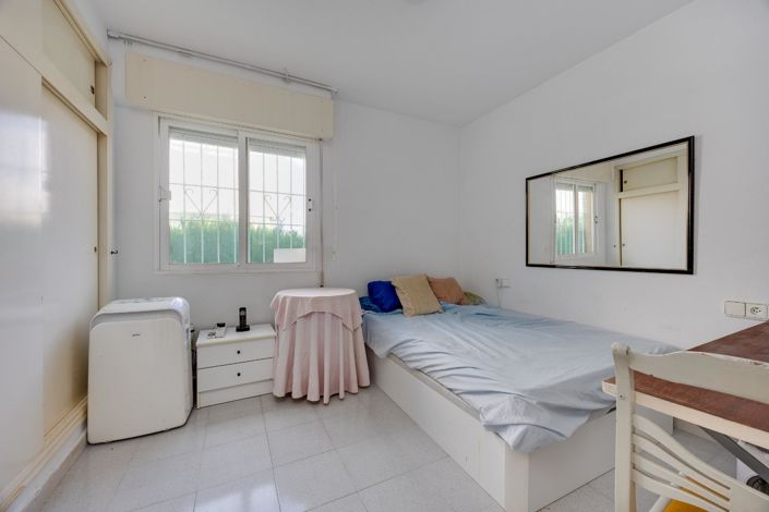Image No.10-3 Bed Bungalow for sale