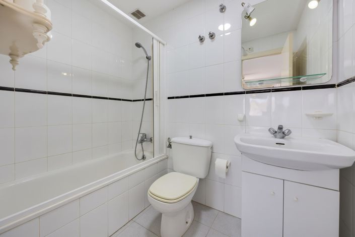 Image No.15-3 Bed Bungalow for sale