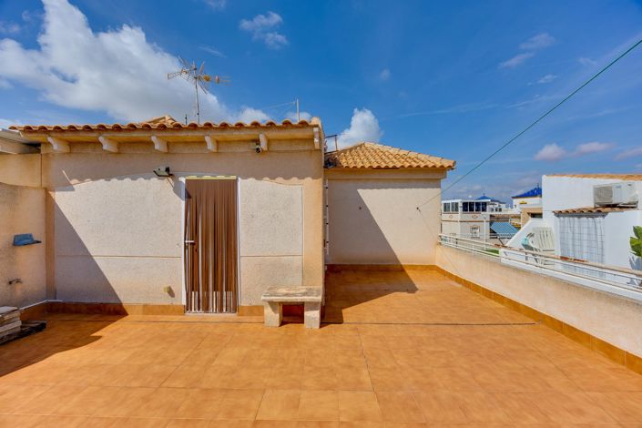 Image No.17-3 Bed Bungalow for sale