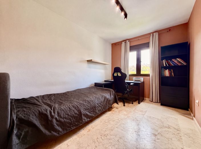 Image No.20-3 Bed Penthouse for sale