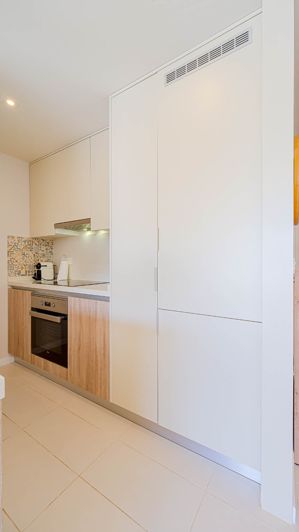 Image No.15-2 Bed Property for sale