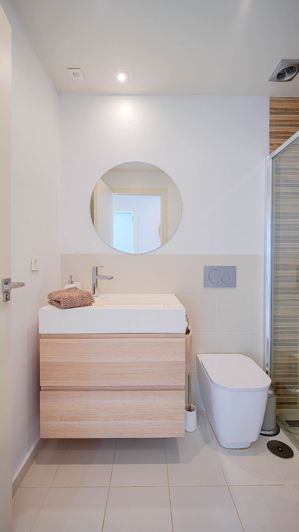 Image No.18-2 Bed Property for sale