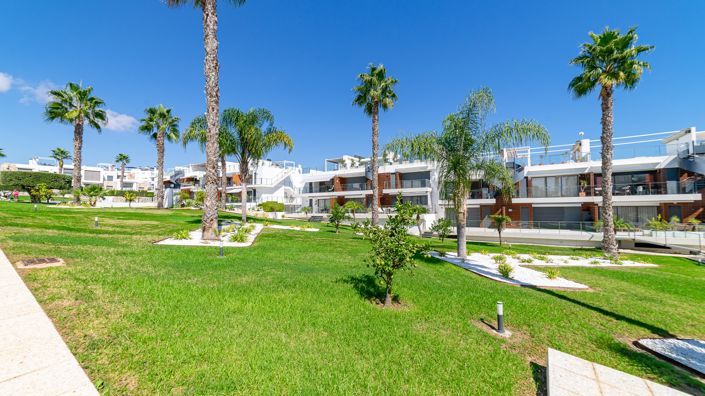 Image No.39-2 Bed Property for sale